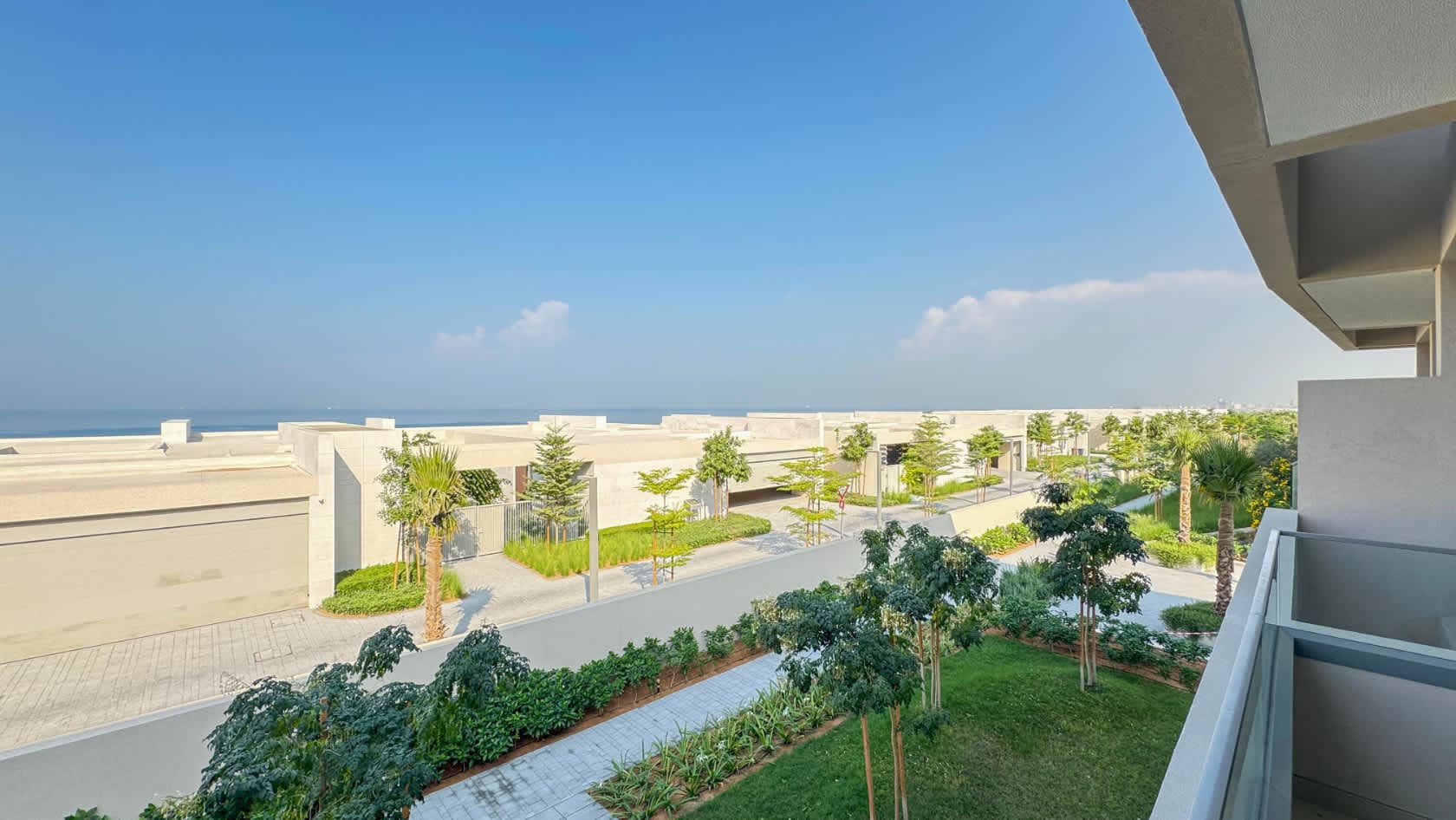 Relaxing Sea View 1BR Apartment Al Zorah, photo 2