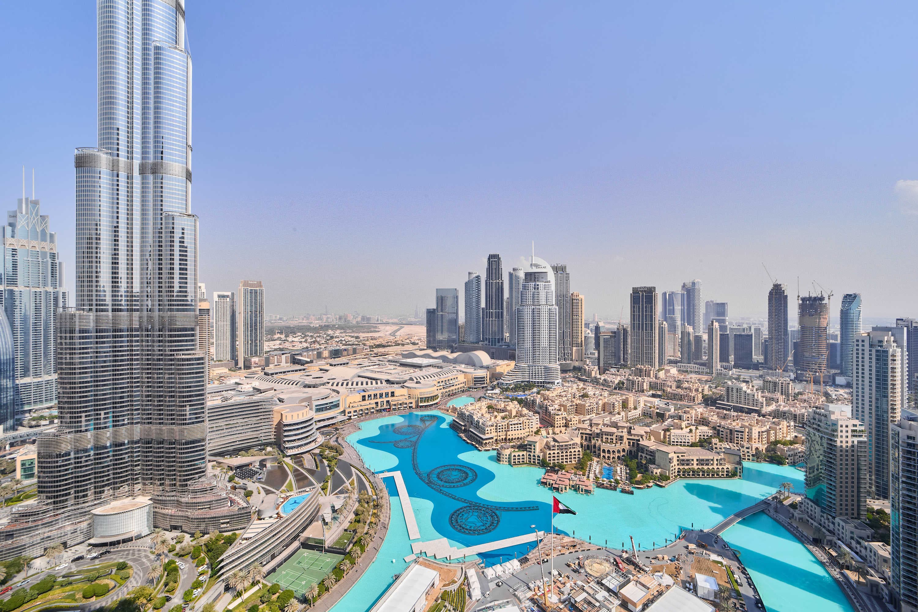 fäm Living Downtown 2BR Burj Khalifa and Fountain Views, photo 1