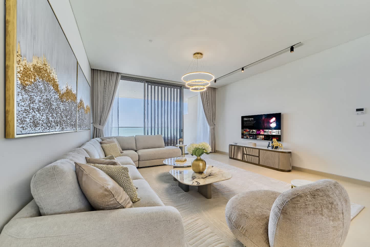AL Zorah 2BR And Maids Sea View