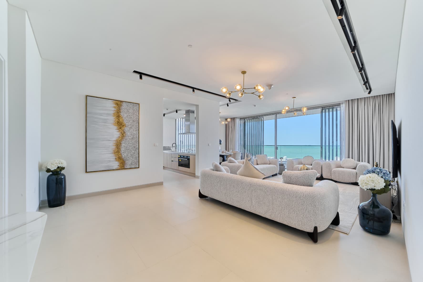 Al Zorah 3BR and Maids Sea Views, photo 3