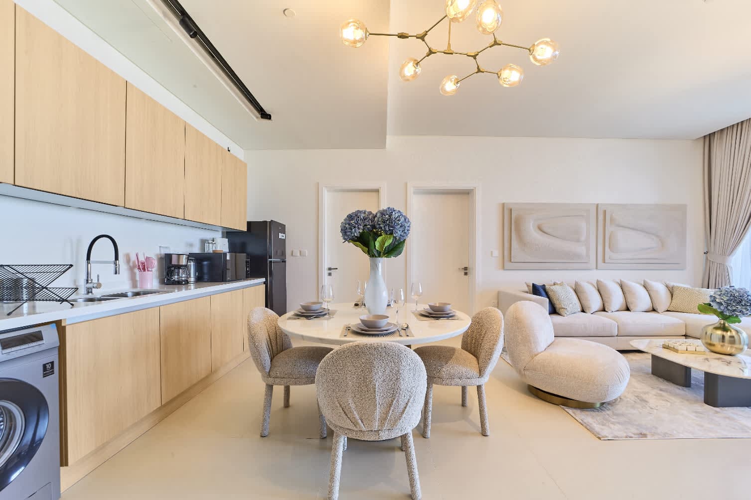 Al Zorah 1BR Sea and Community View, photo 3