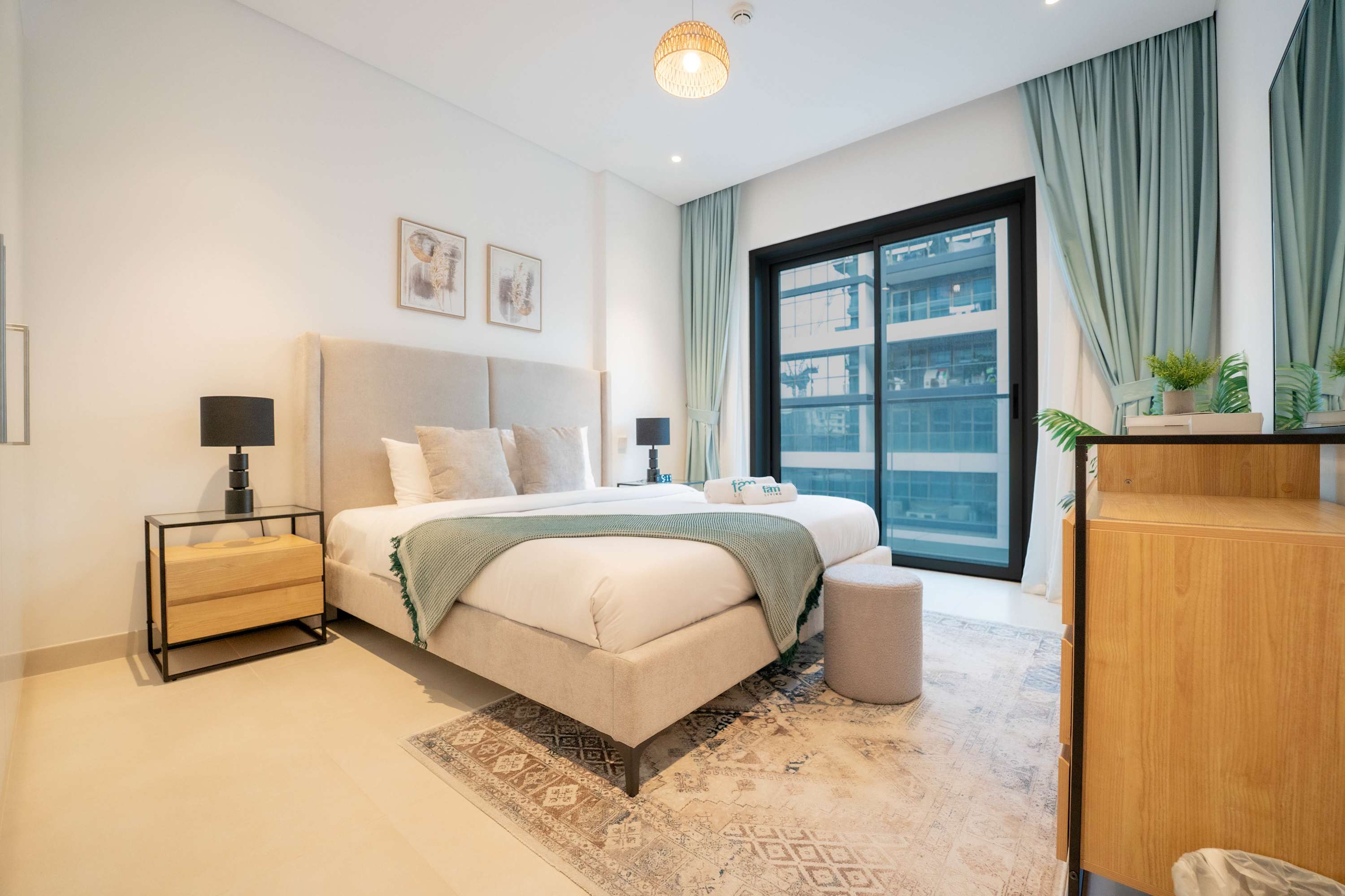 Modern 1BR Apartment in Central Park City Walk, photo 2