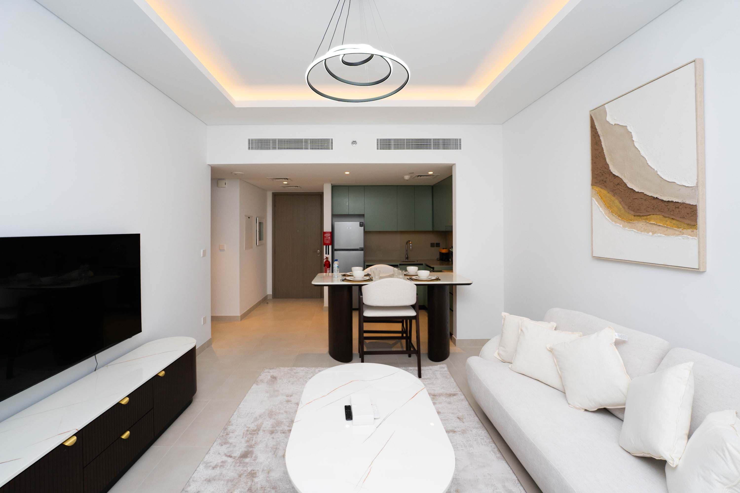 Elegant 1BR with Balcony in Viridian City Walk