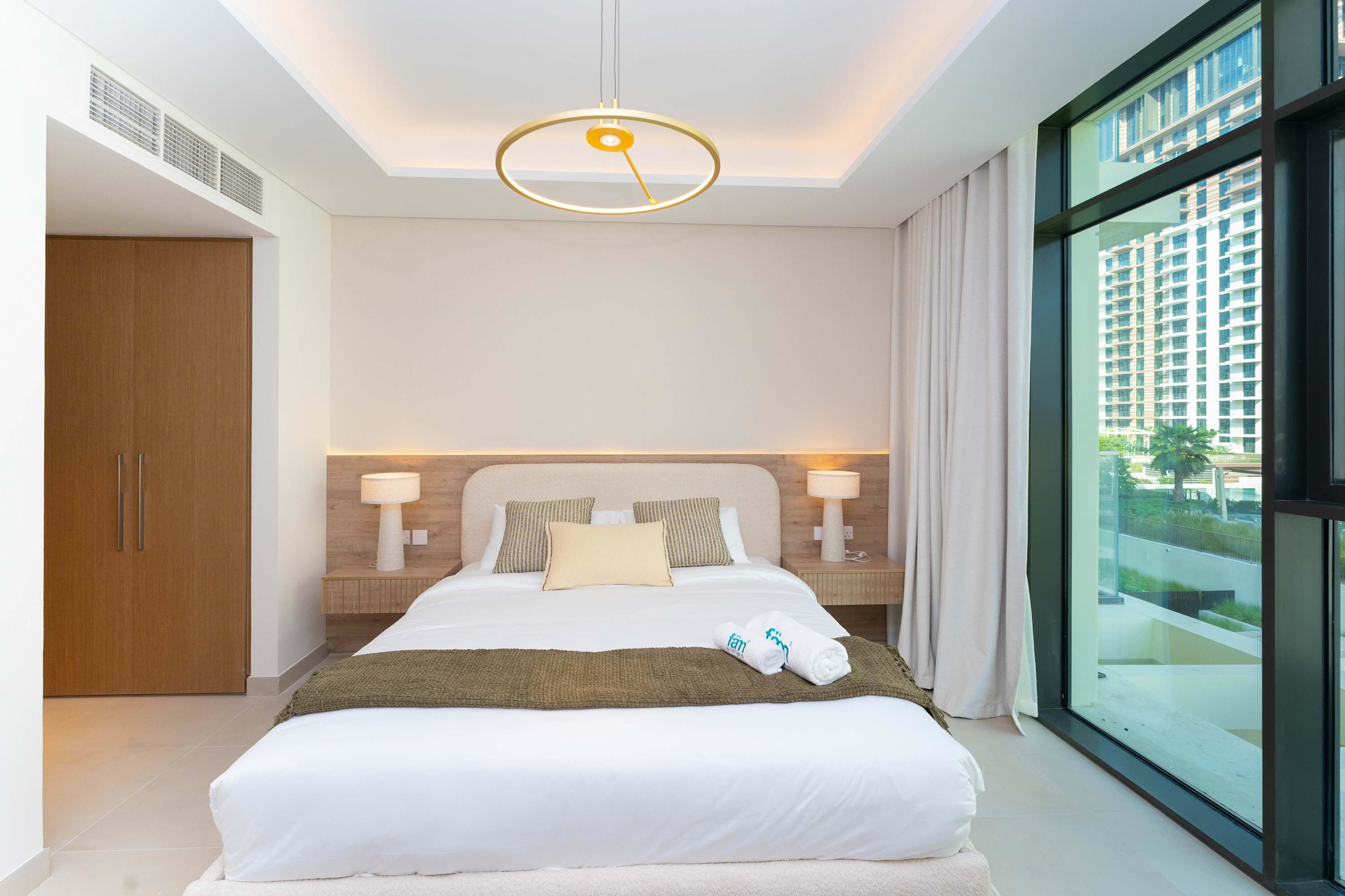 Modern 1BR Retreat in Erin City Walk Dubai, photo 2