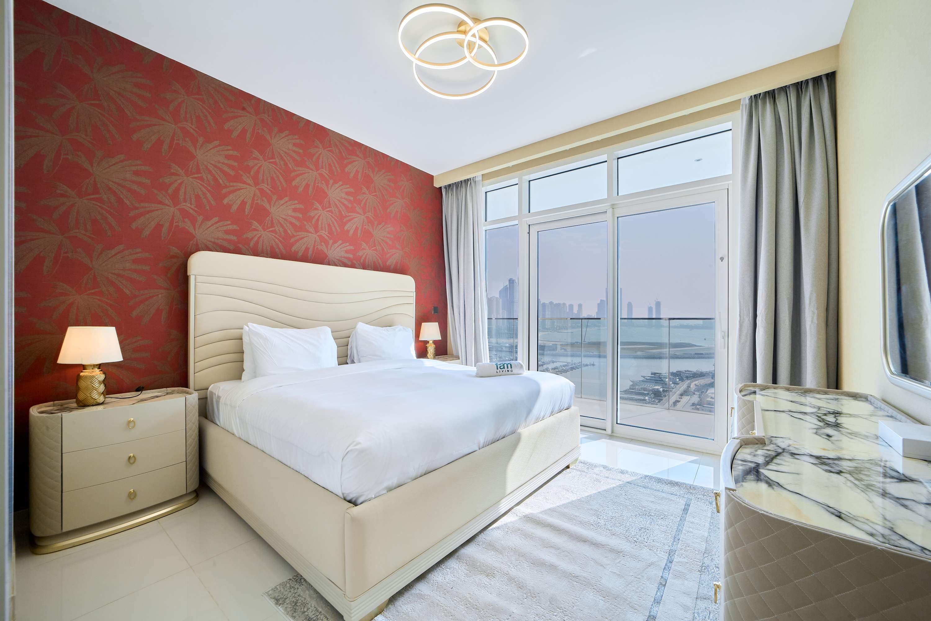 Luxury 2BR Apartment with Ain Dubai View, photo 3
