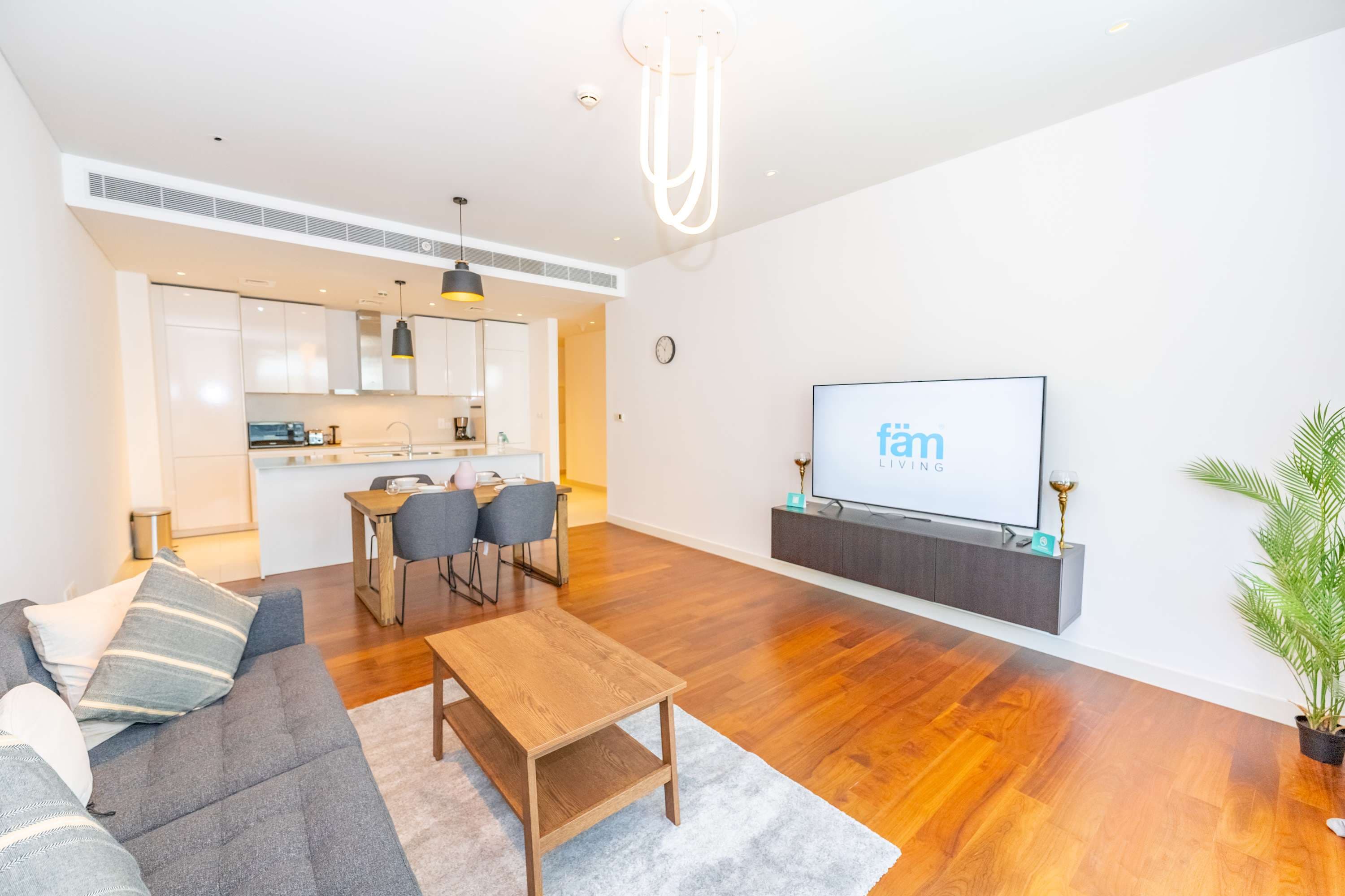 Chic 1BR Apartment in City Walk Dubai, photo 4